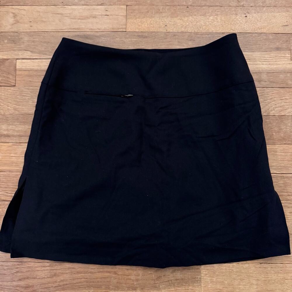 Tehama Women's Black Active Skort - Size 4 b75